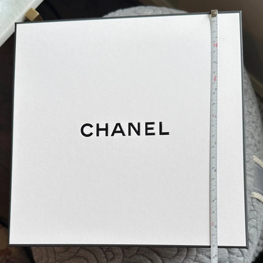 Chanel Box/Pouch Collection - Picture 5 of 15